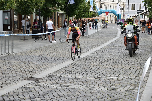 尤其是姆希 尤其是姆希